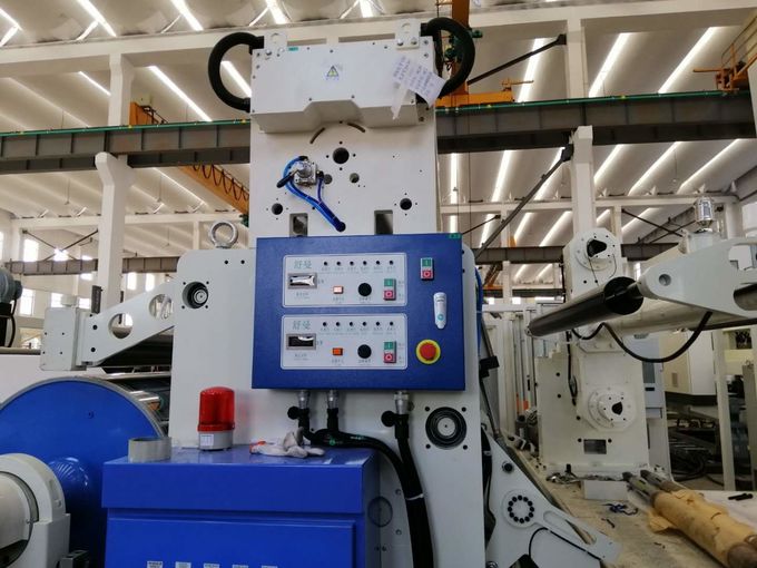 Automatischer Hochleistungs-Extruder-Plastiklaminierungs-Maschine mit Spezial-Schrauben-Entwurf in weißem und in Blauem 1