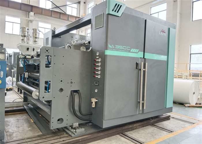 Kapazität 200 - 400 kg/h Extrusionsbeschichtung Laminationsmaschine Max. Beschichtungsgeschwindigkeit 200 M/Min