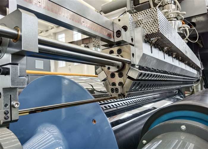 Kapazität 200 - 400 kg/h Extrusionsbeschichtung Laminationsmaschine Max. Beschichtungsgeschwindigkeit 200 M/Min
