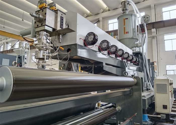 Kapazität 200 - 400 kg/h Extrusionsbeschichtung Laminationsmaschine Max. Beschichtungsgeschwindigkeit 200 M/Min