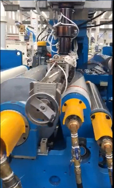 Laminationsfilm-Extrusions-Laminationsmaschine für Schutzfolie in Weiß und Blau