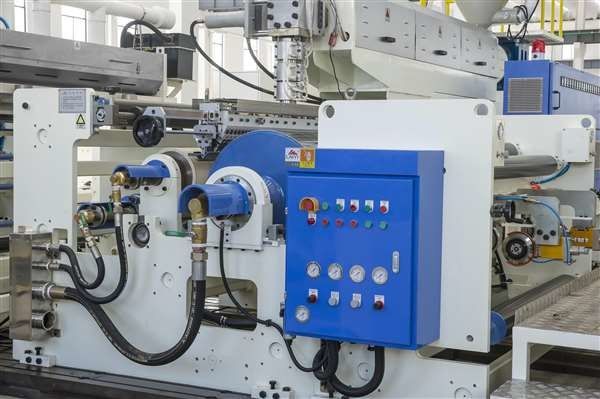 Farbverpackungsfolie-lamellierende Maschine mit 1200/1400/1700/2200/2500mm Breite